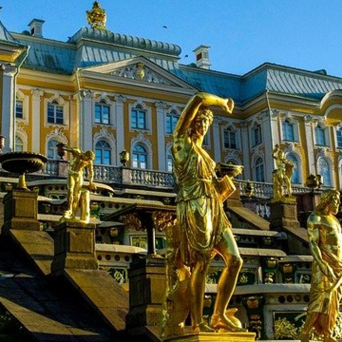 Netflix își încearcă norocul în Rusia. Planuri pentru țara lui Putin
