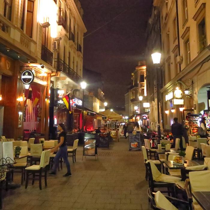 Cât cheltuie în România un turist străin