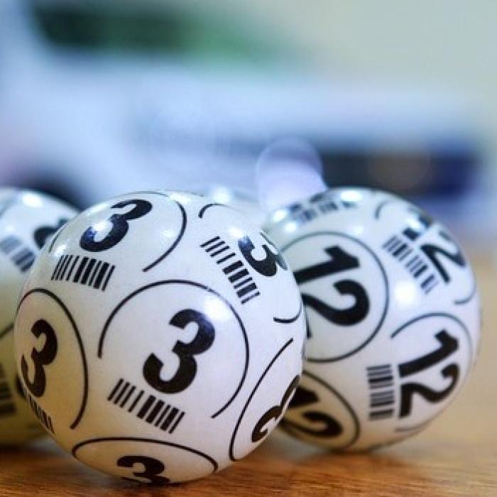 LOTO. Câștiguri frumoase la tragerile de duminică. Unde s-au jucat biletele