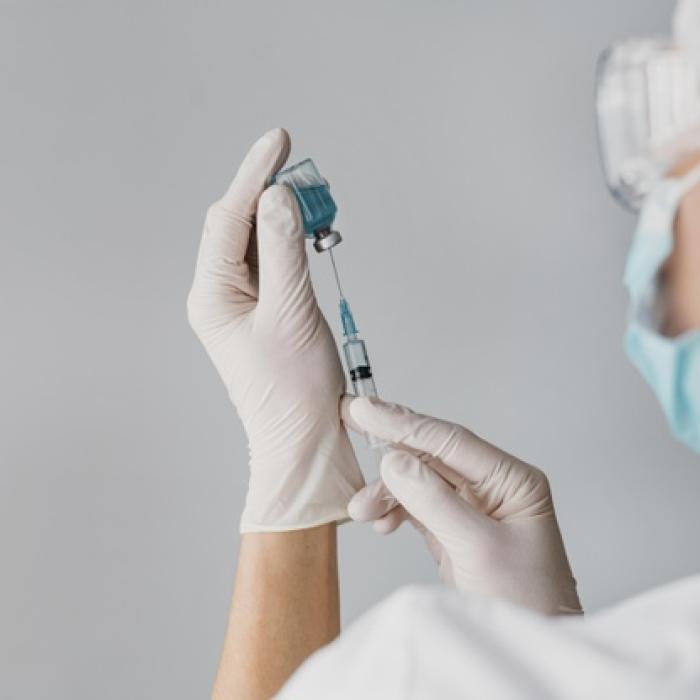 Mii de oameni au fost injectați cu un vaccin fals. Află ce s-a întâmplat