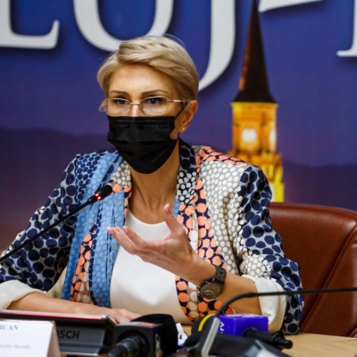 Bonele și menajerele pot sta liniștite. Raluca Turcan spune că o să fie bine
