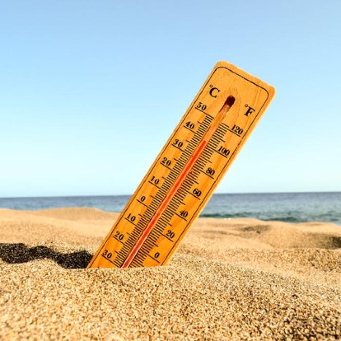 Vine URGIA! Temperaturi de peste 45 de grade. CICLON în Marea Neagră