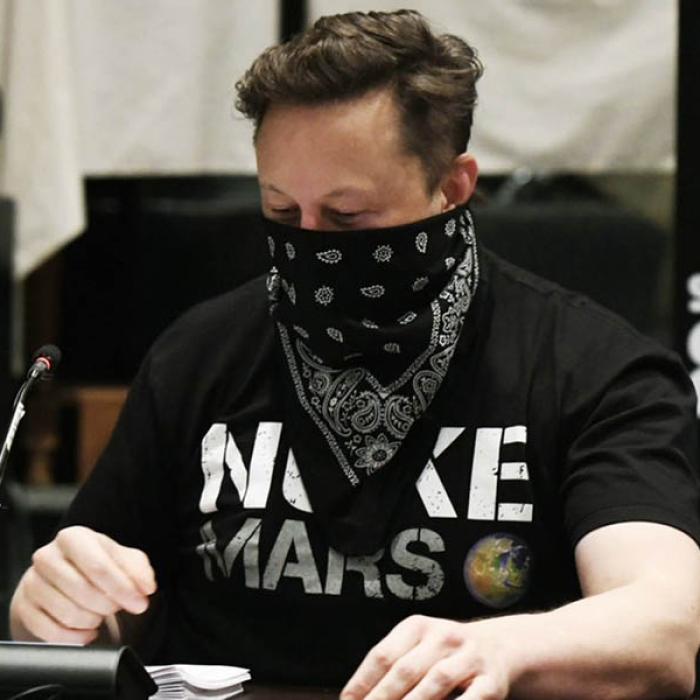 Când speră Elon Musk să iasă primul automobil Tesla pe poarta uzinei din Berlin