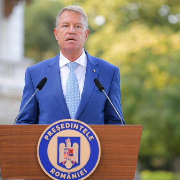 COVID-19. Iohannis face apel la părinți și profesori să se vaccineze