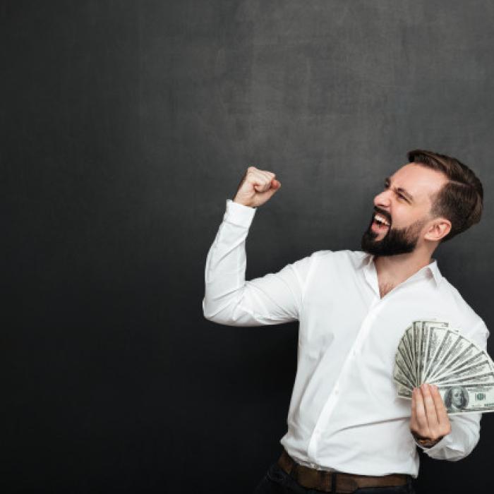 Viața acestor ZODII, dată TOTAL peste cap în octombrie