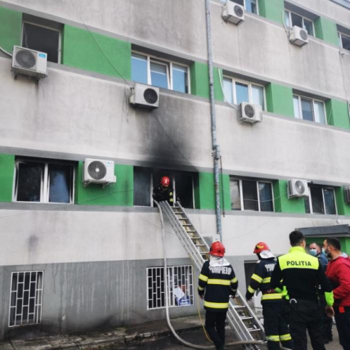Incendiu puternic la Spitalul de Boli Infecţioase din Constanța. Mai multe persoane, decedate