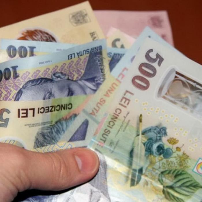 Veste bună pentru părinţi! Guvernul reintroduce şomajul tehnic şi zilele libere plătite