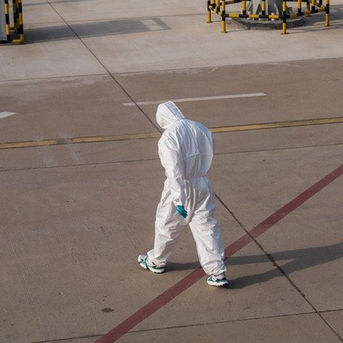 Un mare oraș din România, în carantină, începând de astăzi. Noi restricții 