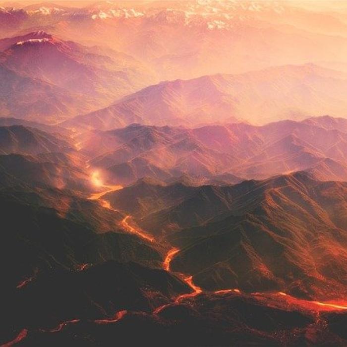 Erupţie vulcanică în Canare: Mai multe clădiri înghiţite de lavă VIDEO