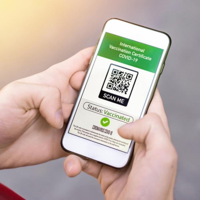 Certificatul verde ar putea deveni obligatoriu în România