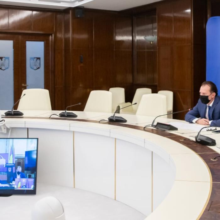 Cîţu cere prefecților să se pregătească de iarnă: Ignoraţi situaţia politică şi apucaţi-vă serios de treabă