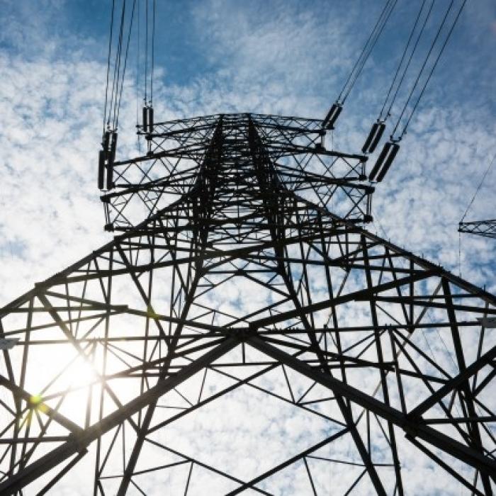 Compensare facturi. Furnizori de energie: măsurile luate pot duce la noi SCUMPIRI