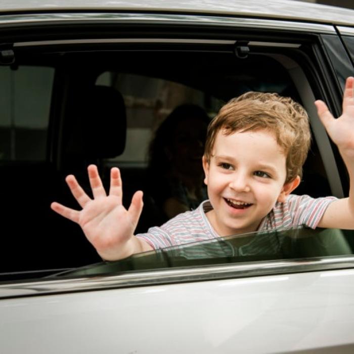 COVID-19. Copiii nu trebuie VACCINAȚI pentru a intra în SUA