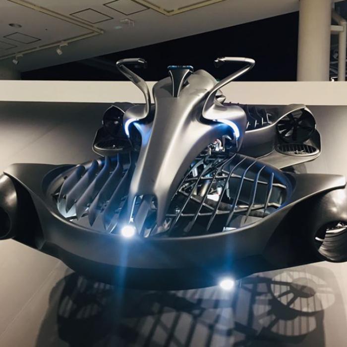 Motocicleta zburătoare poate atinge 100 km/oră. O invenție japoneză VIDEO