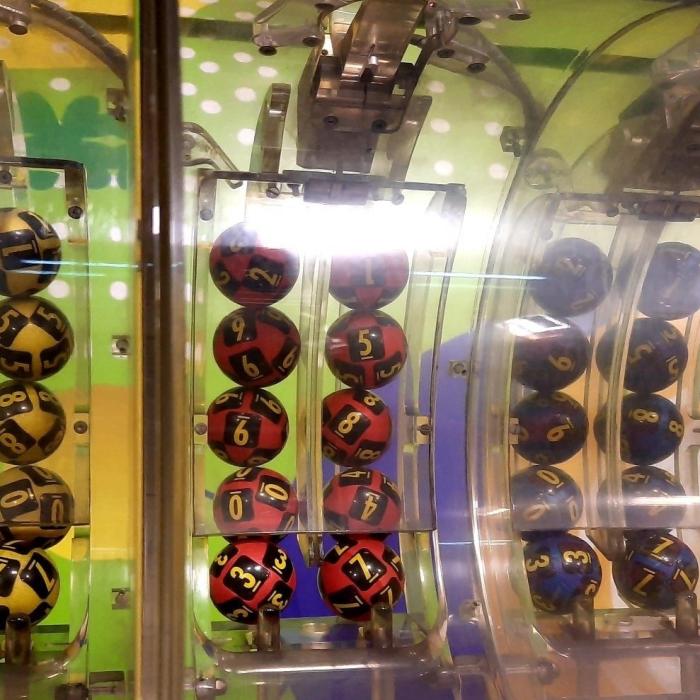 REZULTATE LOTO 4 noiembrie 2021. Numere Loto 6/49, Noroc, Loto 5/49 şi Joker 04.11.2021
