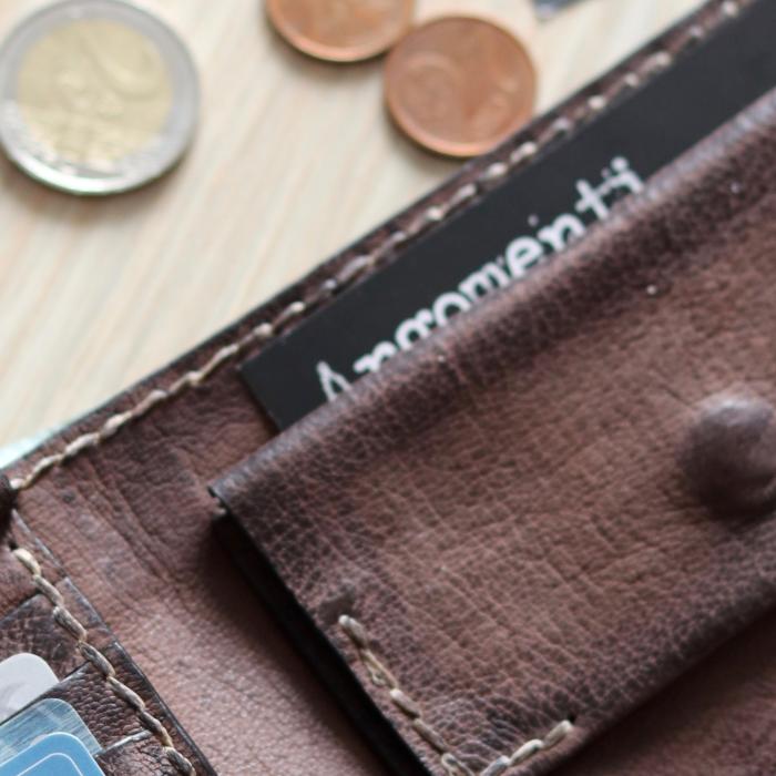 Au crescut salariile, dar românii nici nu și-au dat seama