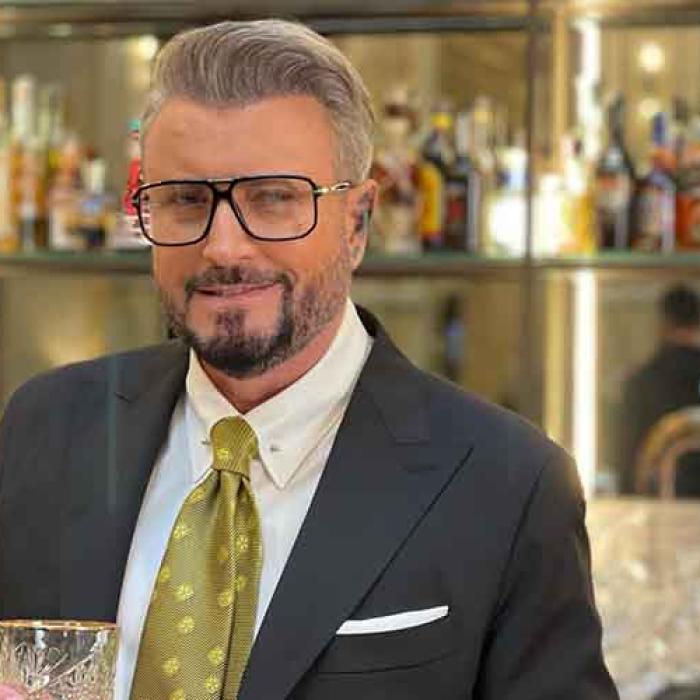 Cât succes au afacerile lui Cătălin Botezatu. Ce meserie ar fi trebuit să aibă celebrul designer