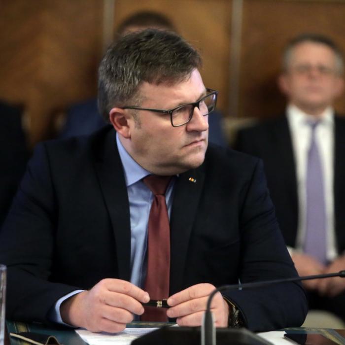 Budăi promite un ordin pentru unele persoane cu dizabilități