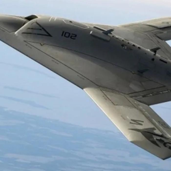 SU-57 vine la pachet cu o dronă invizibilă. Okhotnik dă bătăi de cap americanilor VIDEO