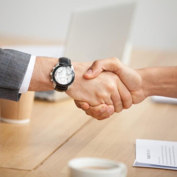 RECORD doborât: În 2021, companiile lumii s-au întrecut în fuziuni și achiziții