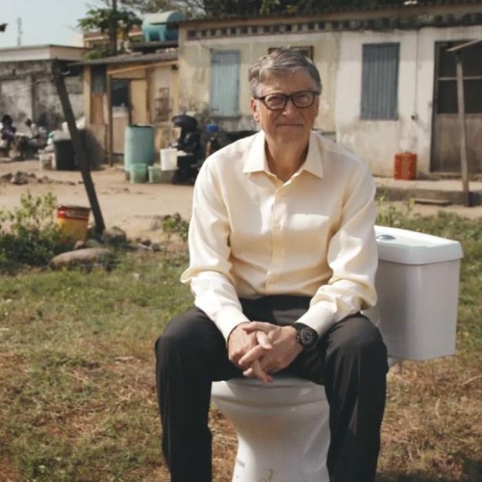 Bill Gates, îngrozit de OMICRON: Nici nu vreau să mă gândesc