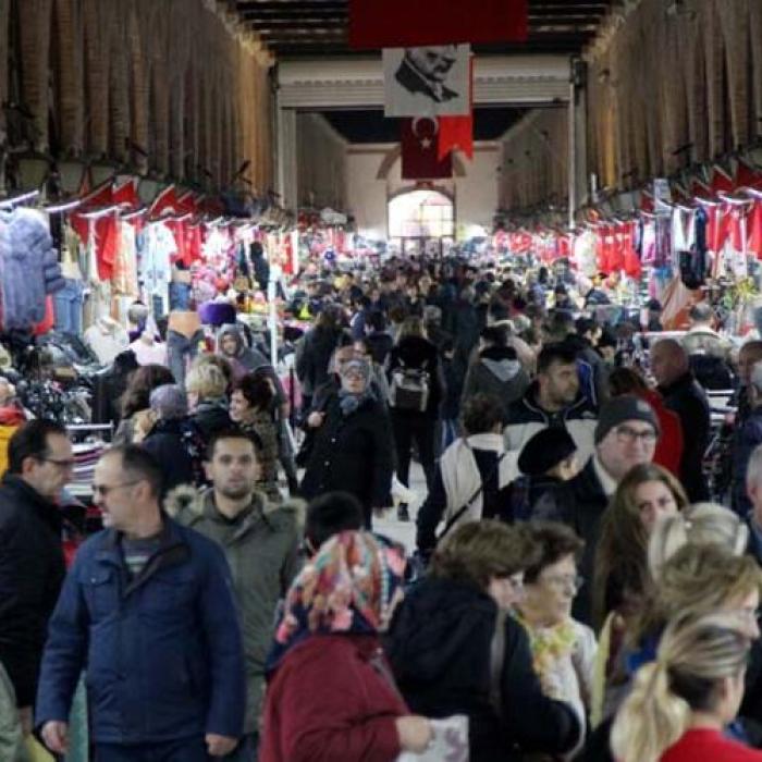 Hoarde de bulgari au năvălit la cumpărături în Turcia