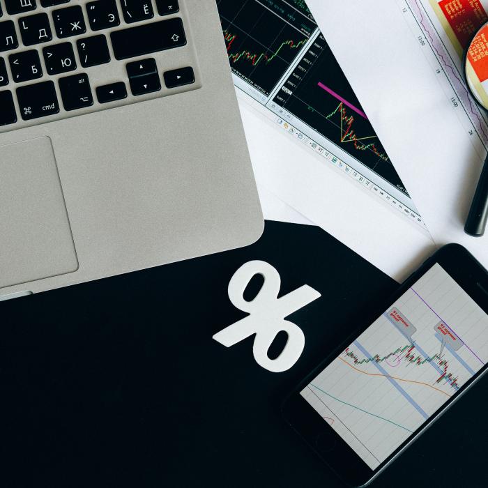 Top 5 criptomonede sub 1 dolar în care poți investi în 2022