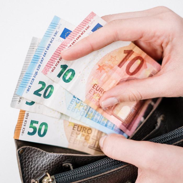 Popa (BNR): Creşterea dobânzilor trebuie să continue