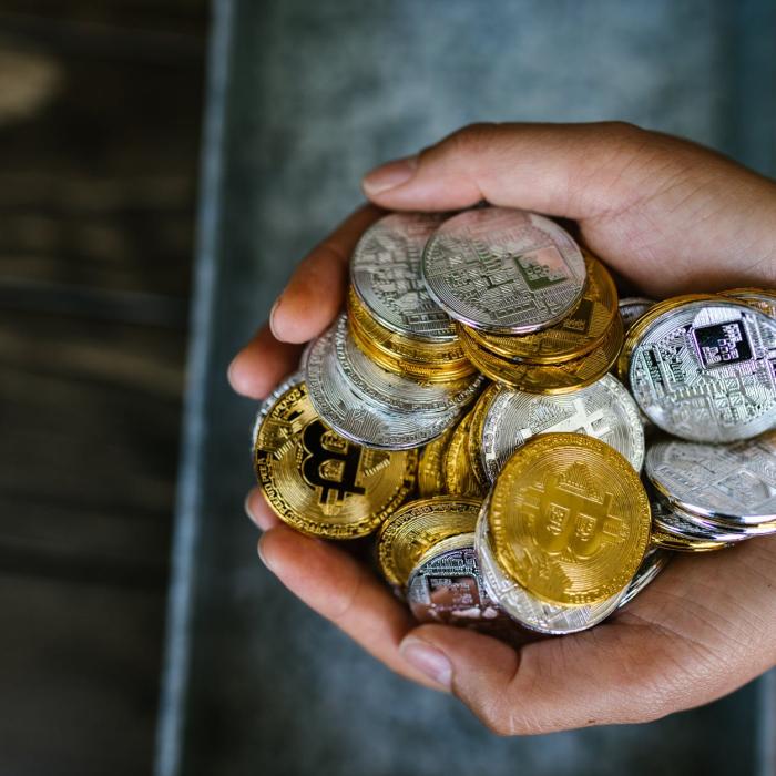 Când vor fi reglementate criptomonedele în România. Budișteanu: O să vedem o EXPLOZIE. Va fi greu de OPRIT