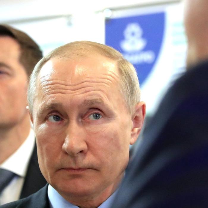 Război în Ucraina. UE blochează activele lui Vladimir Putin și ale ministrului Lavrov