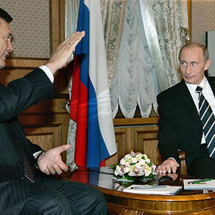 Putin plănuiește să-l reinstaleze pe Ianukovici la conducerea Ucrainei