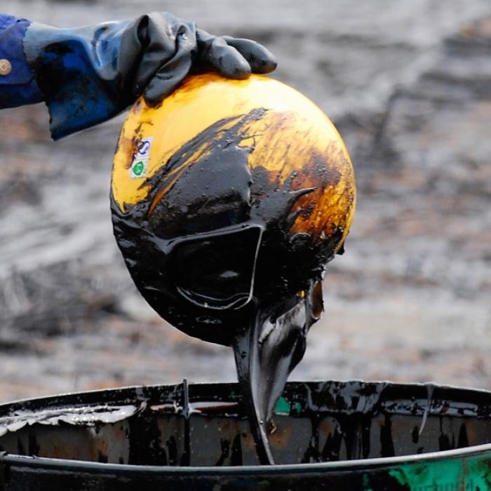Rusia, sub ghilotina embargoului petrolier. SUA au apăsat pe buton