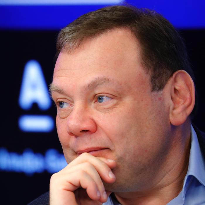 Miliardar rus, ajuns la sapă de lemn: Nu am bani nici pentru omul de serviciu