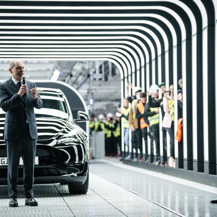 Imagini spectaculoase din Gigafactory Tesla de la Berlin. Elon Musk: Danke Deutschland! VIDEO