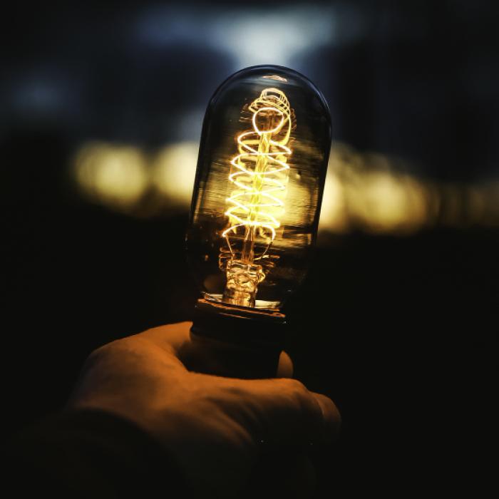 Criza energetică - soluții la problemele momentului - Dezbatere ONLINE
