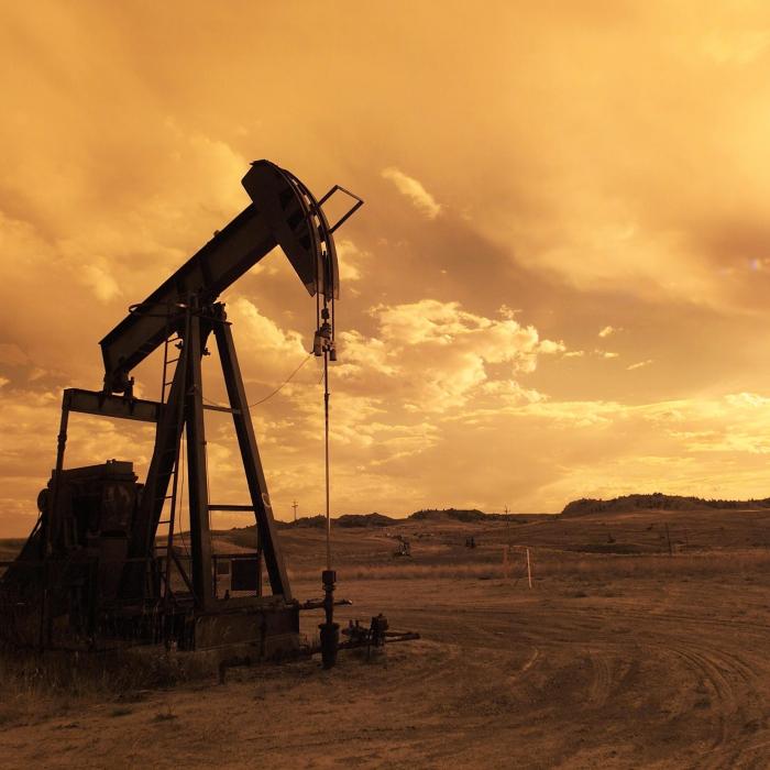 Producţia de ţiţei a României, scădere în plină criză energetică