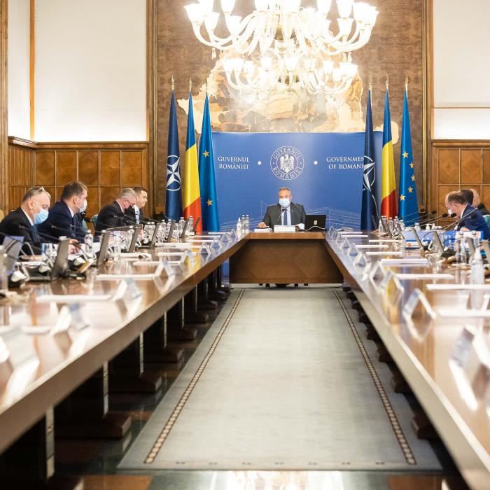 Chirieac: Ne pregătim de o criză economică majoră. România ar putea EVITA această situaţie