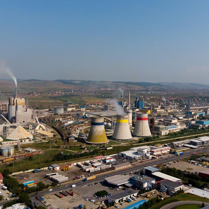 Se întâmplă cu adevărat. Azomureş își reia activitatea 