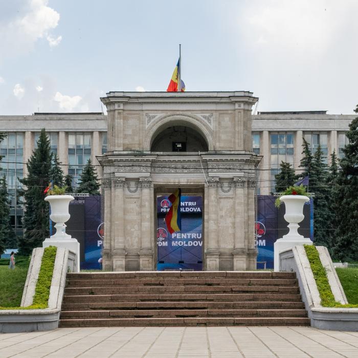 PE acordă statutul de candidat Republicii Moldova