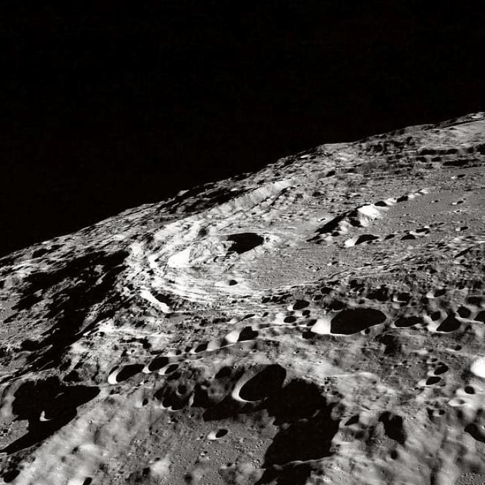 Cercetătorii chinezi vor să scoată oxigen din piatră seacă extraterestră