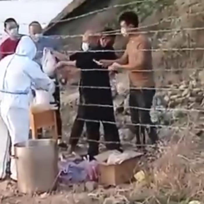 De ce China nu renunță la carantina draconică. Planurile lui Xi Jinping