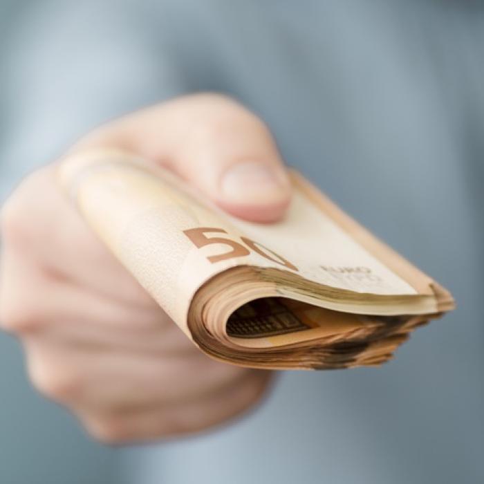  Curs valutar 17 mai 2022. Evoluția leului față de euro și dolar