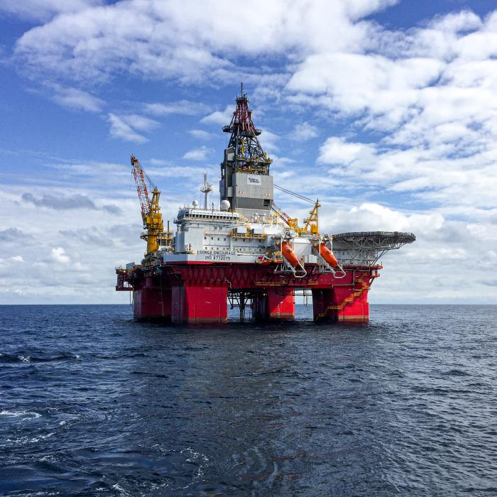 Poate începe exploatarea gazelor din Marea Neagră. Preşedintele a promulgat legea offshore