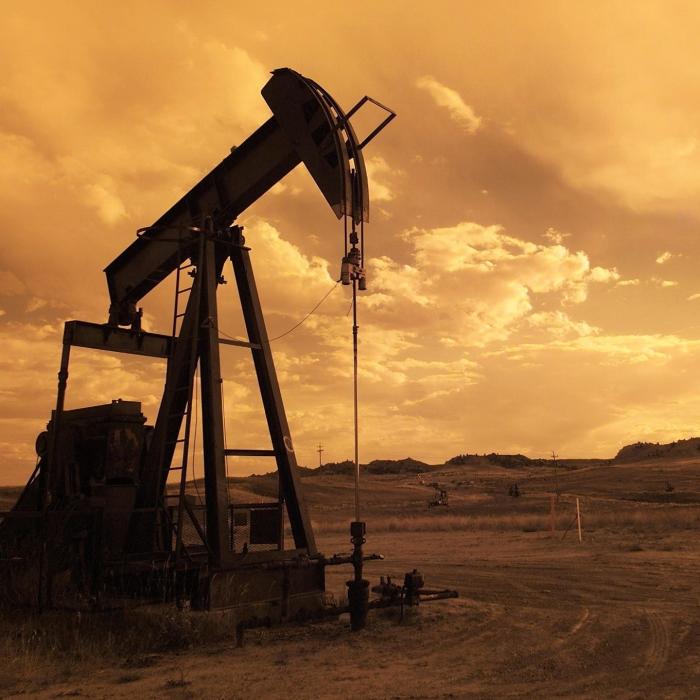 În pofida restricțiilor, Rusia și-a sporit producția de petrol