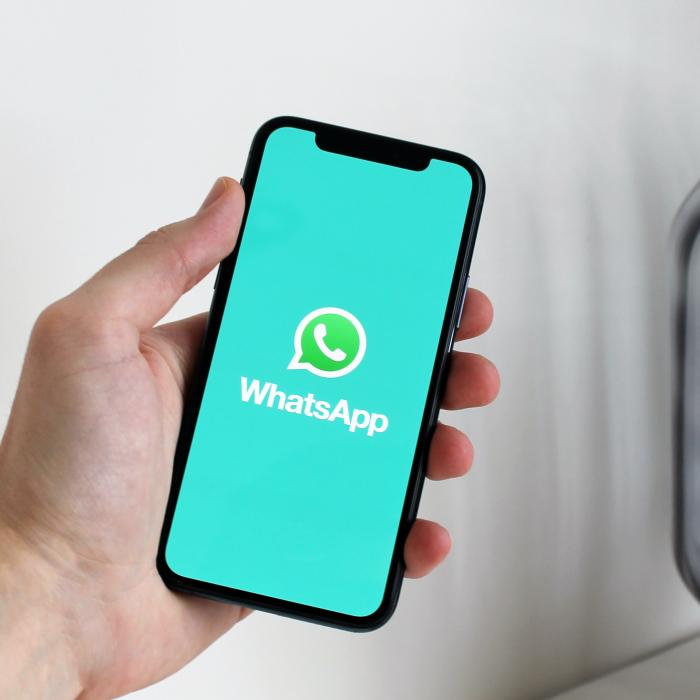 Comisia Europeană avertizează WhatsApp să informeze mai bine utilizatorii