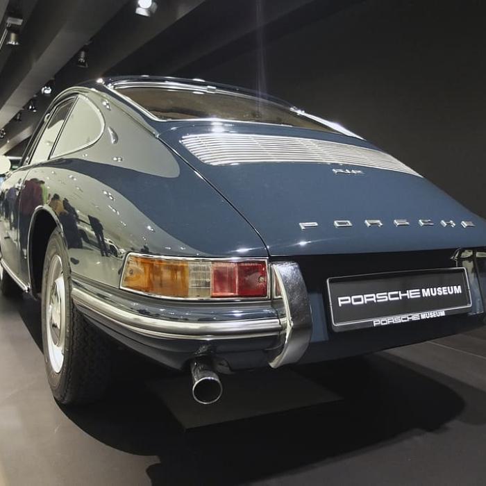 Răsfăț oferit de Porsche: Pentru o sumă oarecare, schimbi mașina când ai chef