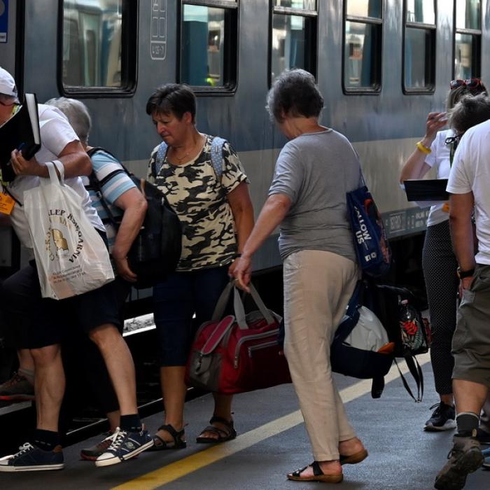 CFR Călători măreşte preţurile la bilete, de la 1 iulie