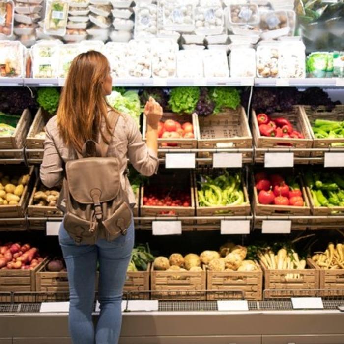 Preţurile alimentelor la nivel global. Zahărul și cerealele s-au ieftit în iunie, costul cărnii și al lactatelor a continuat să crească