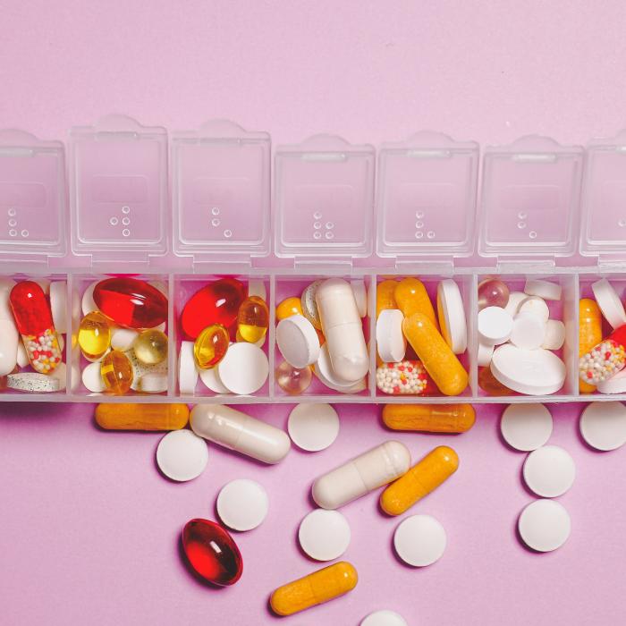 Plafonul de compensare a prețului medicamentelor. Precizări de la CNAS