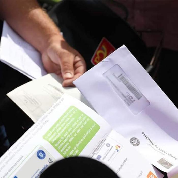 Vouchere sociale 250 lei. Ce trebuie să faceţi dacă vă încadraţi, dar nu aţi primit cardul